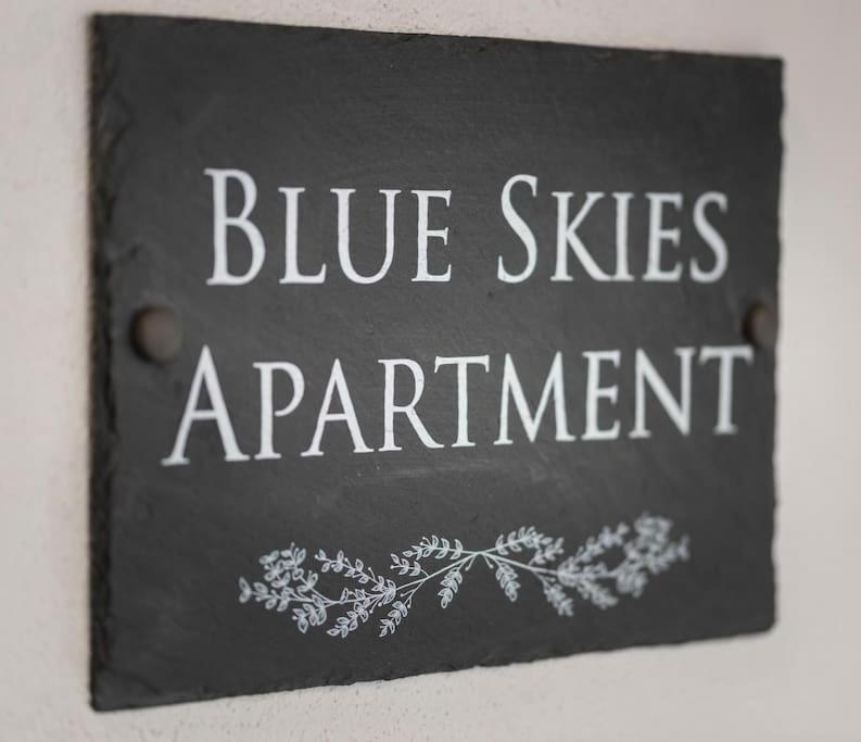 Blue Skies Apartment - Harbour Views توركواي المظهر الخارجي الصورة